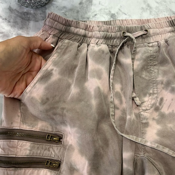 Beyond the Sea Collective Women’s  Pink Tie Dye Jogger Pants Sz S Used  38 - Picture 6 of 10